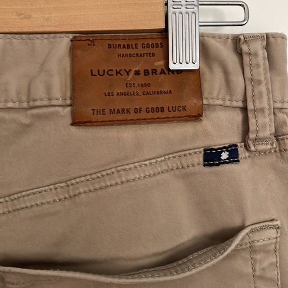 Lucky Brand Men’s 121 Slim Fit Pant - Picture 5 of 6